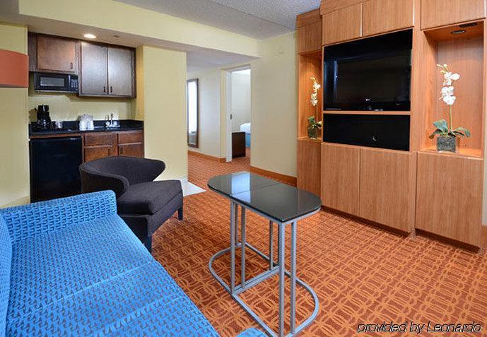 Fairfield Inn And Suites By Marriott Winston Salem/Hanes Εξωτερικό φωτογραφία